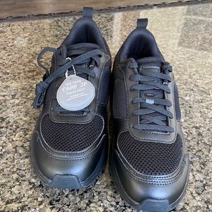 Care of PUMA Mens Running Sneaker, Size 7.5, black, low top, New in Box